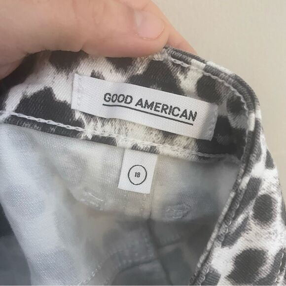 Good American Leopard Raw Hem Mini Skirt Size 18 | Curve-Hugging Statement Denim - Picture 5 of 14